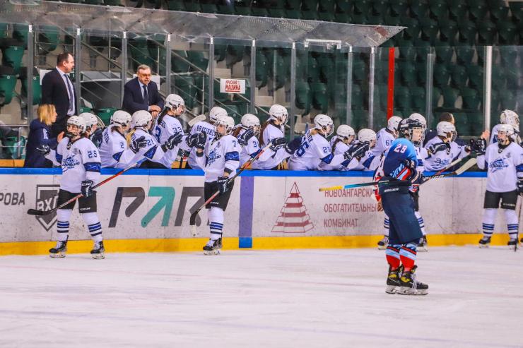Хоккеистки «Динамо» выиграли у «Бирюсы» и вышли в финал Кубка ЖХЛ