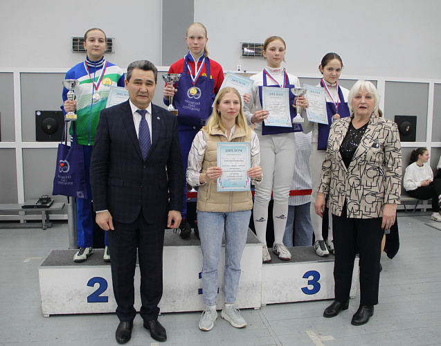 В Казани завершились всероссийские соревнования по фехтованию памяти Владимира Житлова