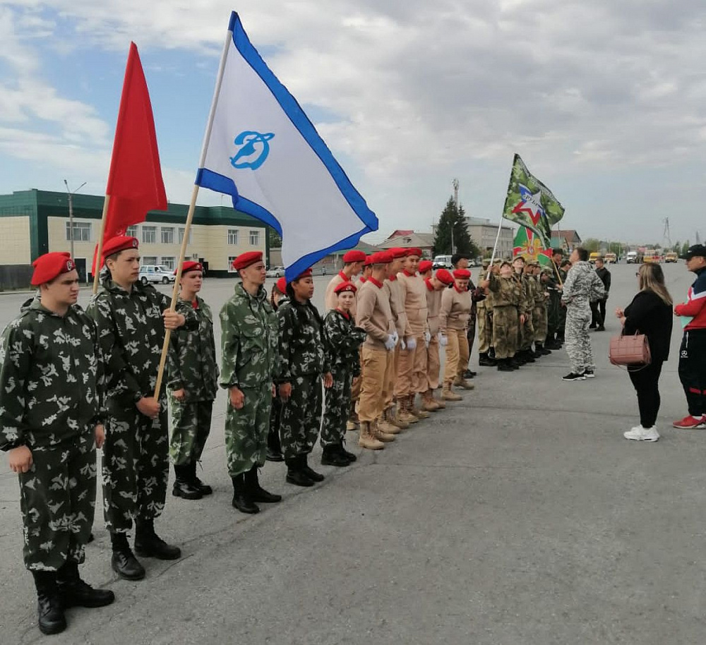 В Новосибирской области прошел смотр-конкурс юных друзей пограничников