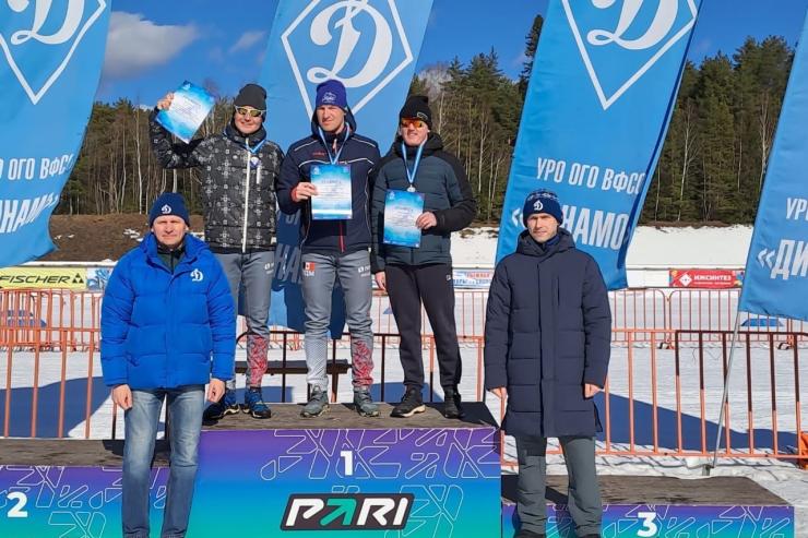 В Ижевске прошли динамовские соревнования по лыжным гонкам среди ветеранов 