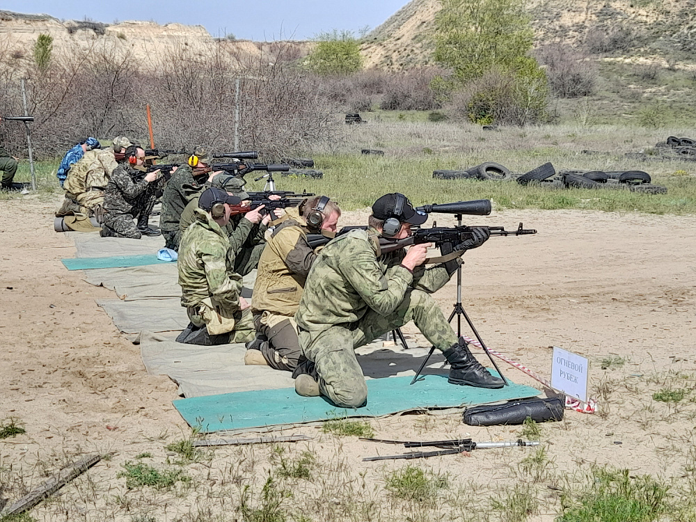 Стрельба из оружия волгоград. Стрельба из оружия. Стрельба из боевого оружия Нижний Новгород.