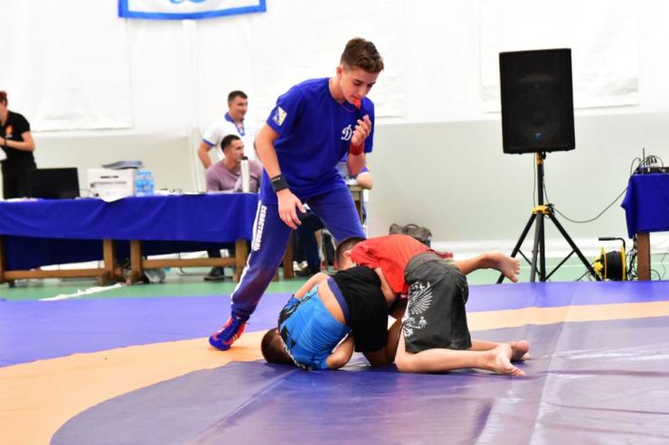 В Севастополе прошли детско-юношеские соревнования по спортивной борьбе «Юный динамовец»